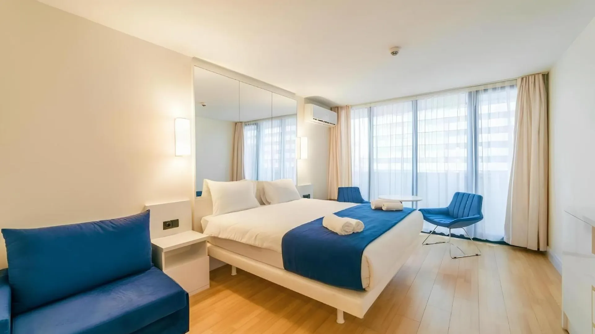 Sea Side View Apartment Batumi