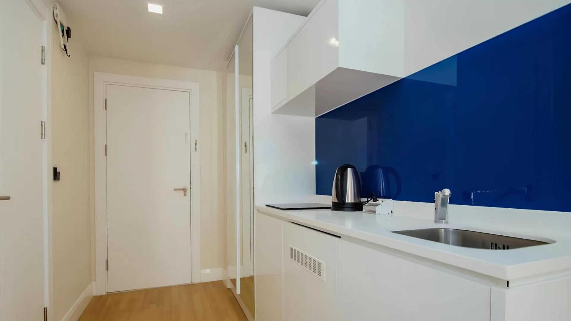 Sea Side View Apartment Batumi